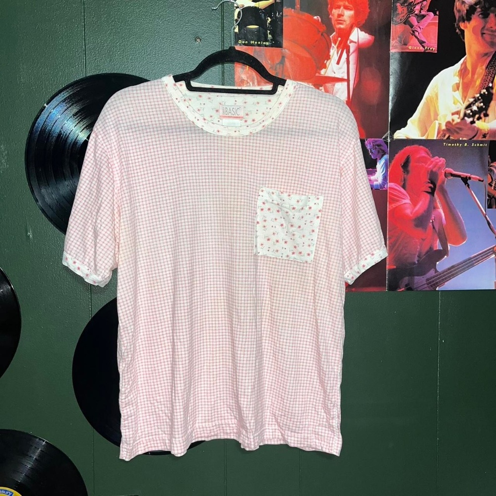 Vintage 1990s pink and white gingham t-shirt with cute little floral pocket.